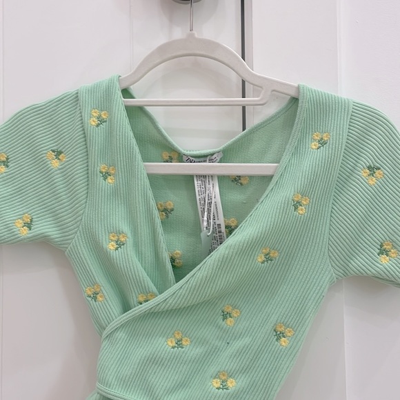 Zara Wrap Top - Picture 1 of 3